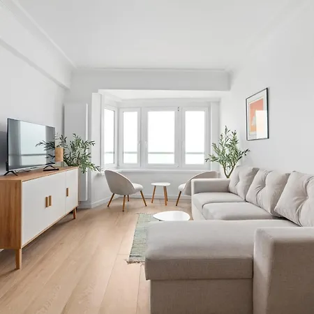 Appartamento Frontal Renovated Seaview 